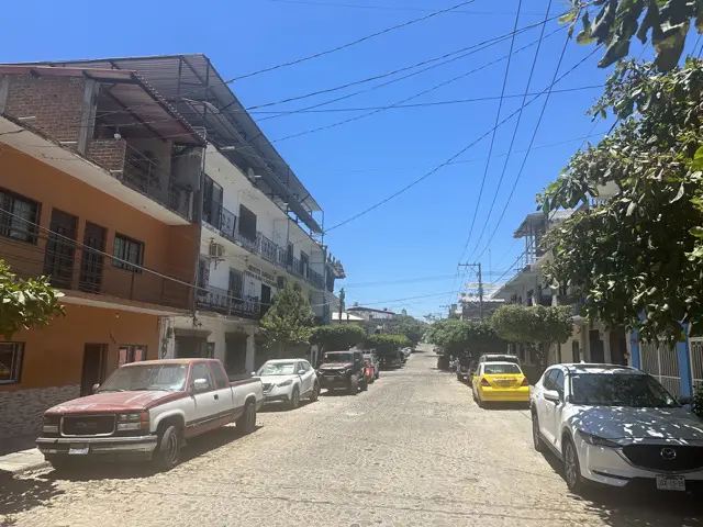 rue à Lazaro Cardenas Puerto Vallarta