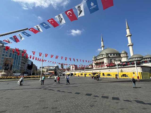 la place taksim, istanbul