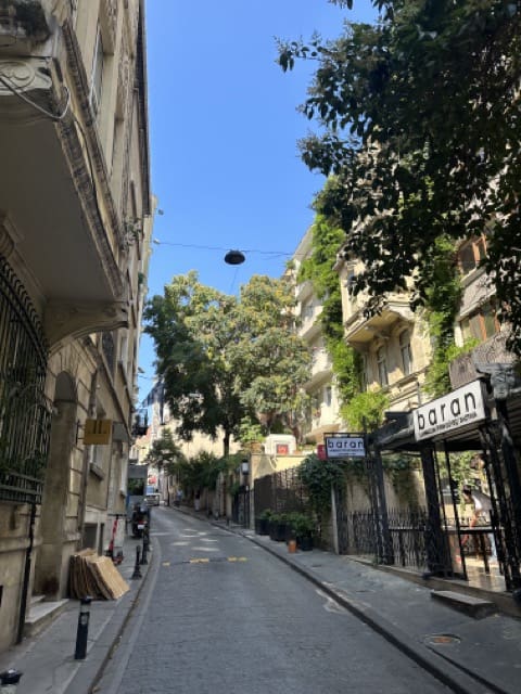 immobilier et rue dans cihangir, istanbul