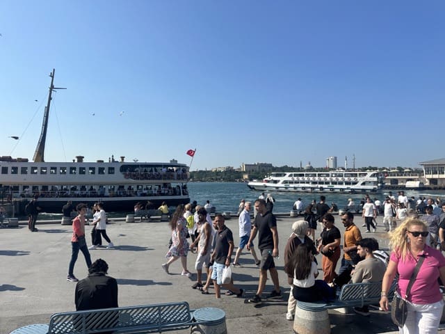 station de ferry à kadiköy, istanbul